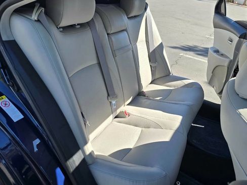 Used 2011 Lexus ES 350 image 14