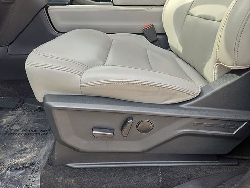 Used 2025 Ford Expedition Max Active image 23