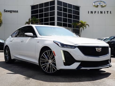 Used 2023 Cadillac CT5 V RWD image 1