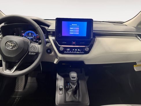 New 2026 Toyota Corolla Cross LE w/ Black Badges Package (TMS) FWD image 10