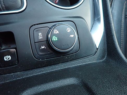 Used 2020 Chevrolet Traverse Premier w/ LPO, Floor Liner Package image 30