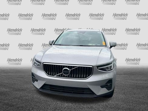 Used 2023 Volvo XC40 B5 Ultimate w/ Protection Package Premier AWD/4WD image 6