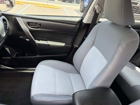 Used 2019 Toyota Corolla L FWD image 15
