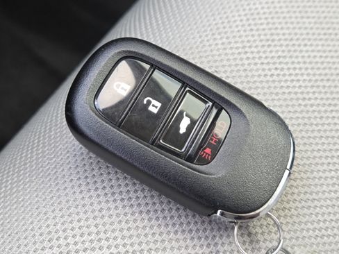 Used 2025 Honda CR-V LX image 33