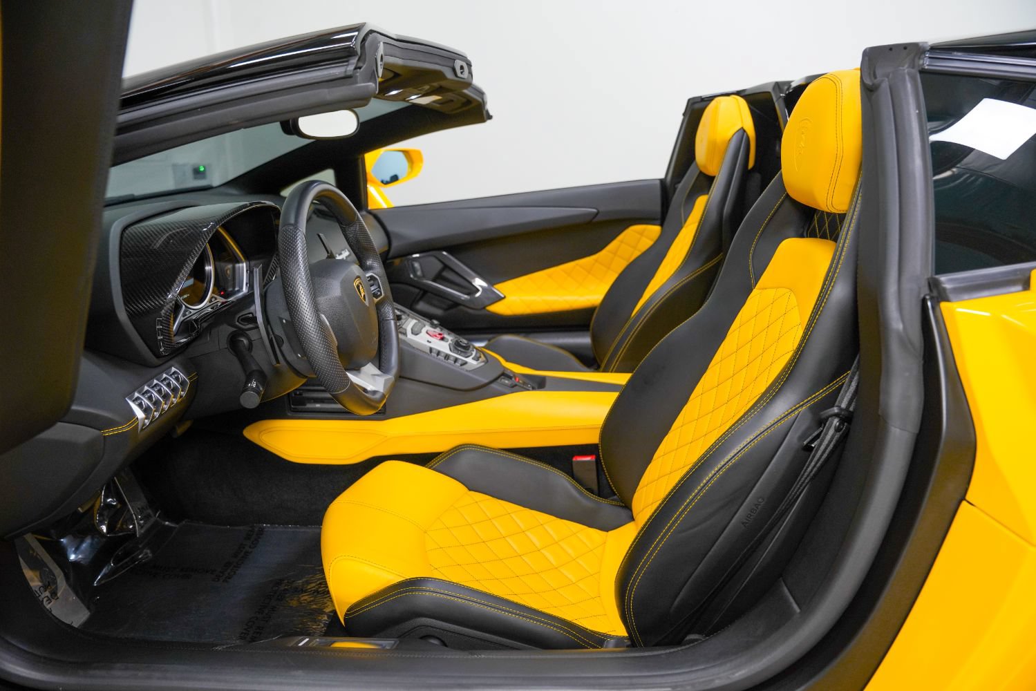 Used 2015 Lamborghini Aventador LP 700-4 AWD/4WD image 39