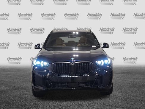 New 2026 BMW X5 xDrive40i w/ M Sport Package AWD/4WD image 2
