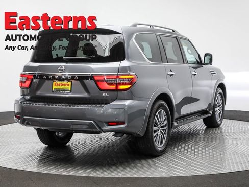 Used 2023 Nissan Armada SL w/ Captain's Chairs Package image 5