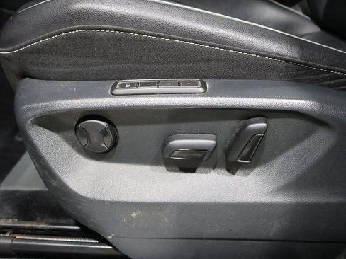 Used 2021 Volkswagen Tiguan SEL Premium R-Line image 14