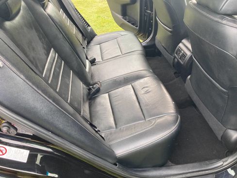 Used 2015 Toyota Camry XLE w/ Moonroof Package image 6