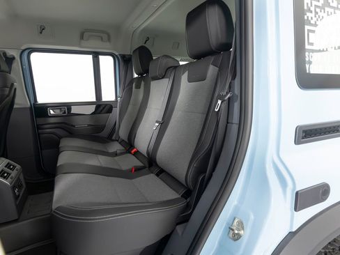 Used 2024 INEOS Grenadier Trialmaster Edition AWD/4WD image 39