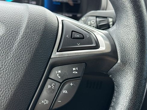 Used 2022 Ford Edge SEL image 27