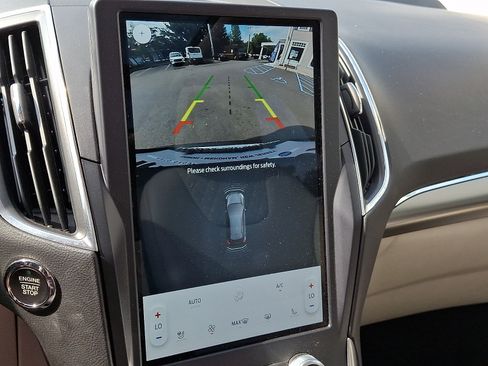 Certified 2023 Ford Edge Titanium AWD/4WD image 20