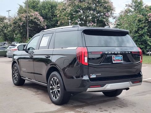 Used 2025 Ford Expedition Platinum AWD/4WD image 5