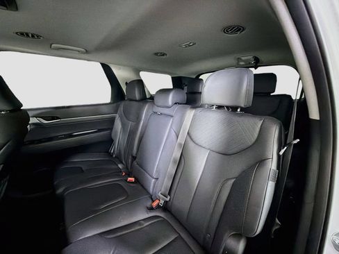 Used 2023 Hyundai Palisade SEL FWD image 24