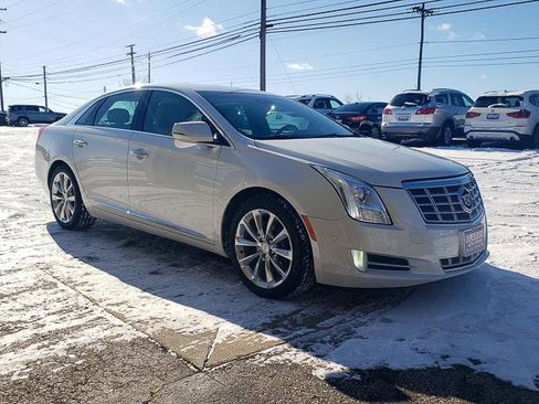 Used 2014 Cadillac XTS Luxury w/ Driver Awareness Package image 7