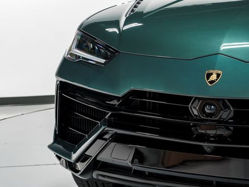 Used 2023 Lamborghini Urus S AWD/4WD image 47