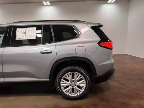 Used 2026 GMC Acadia Elevation w/ Elevation Premium Package AWD/4WD image 35