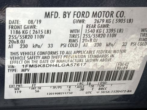 Used 2020 Ford Explorer XLT w/ Equipment Group 202A AWD/4WD image 30