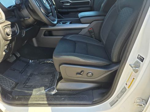 Used 2025 RAM 1500 Big Horn AWD/4WD image 18