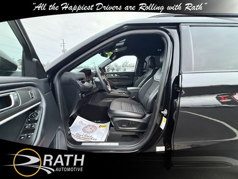 Used 2025 Ford Explorer ST-Line image 12
