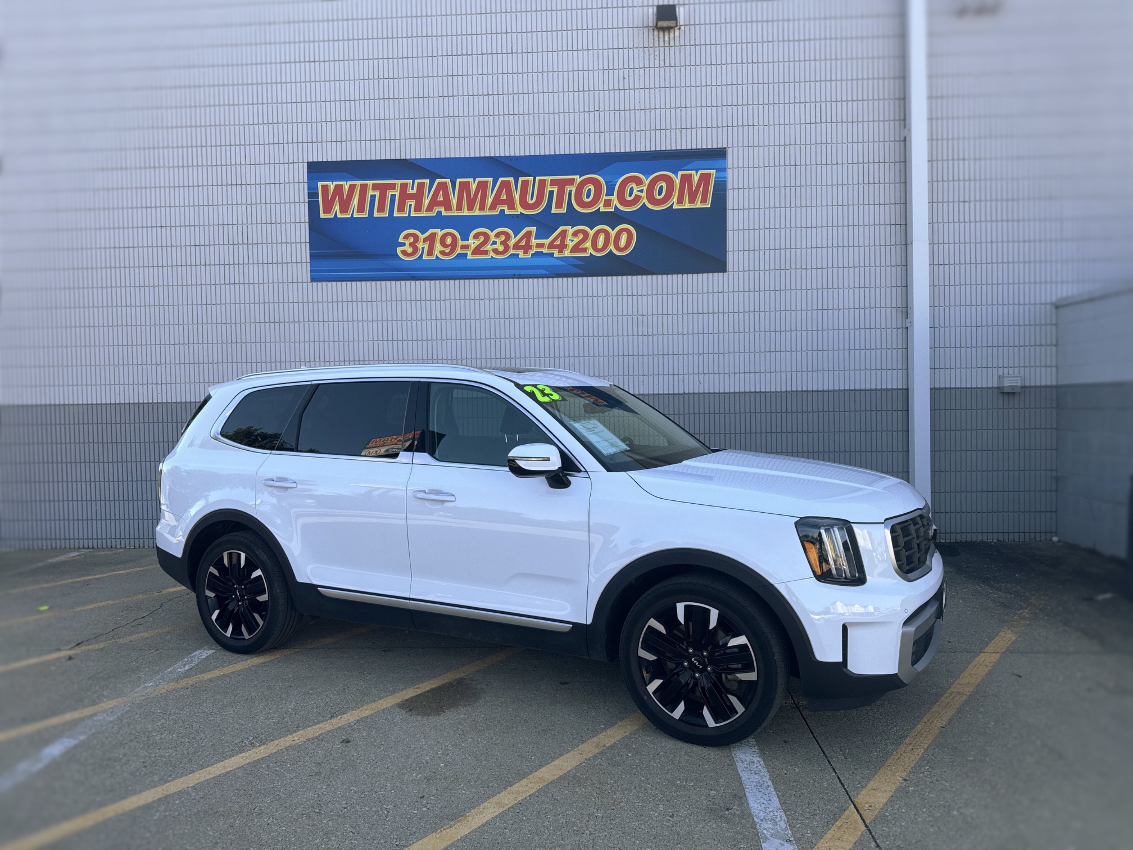 Used 2023 Kia Telluride SX Prestige AWD/4WD image 2