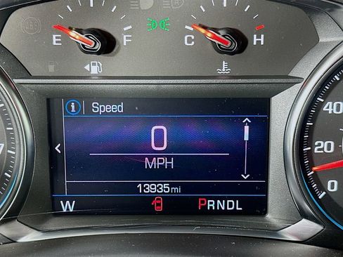 Used 2023 Chevrolet Equinox LT image 17