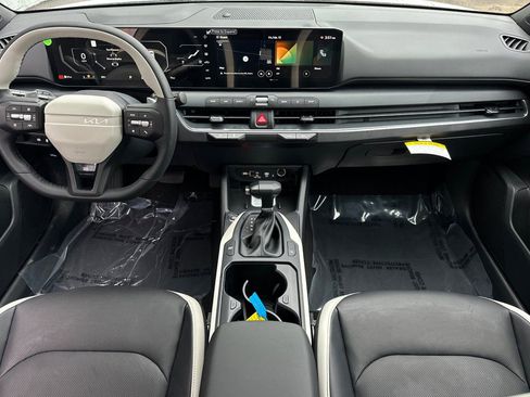 New 2026 Kia K4 GT-Line image 11