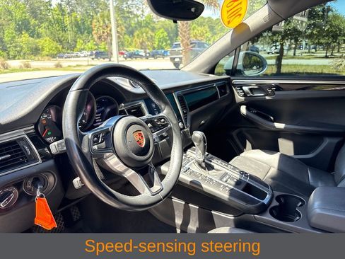 Used 2018 Porsche Macan AWD/4WD image 7