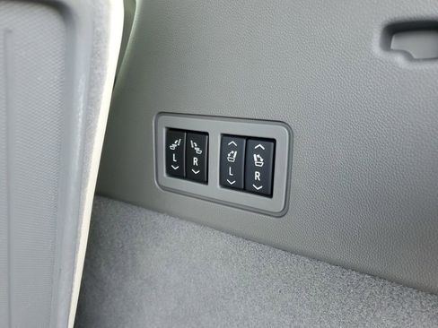 Certified 2024 Cadillac XT6 Premium Luxury w/ LPO, Floor Liner Package image 32