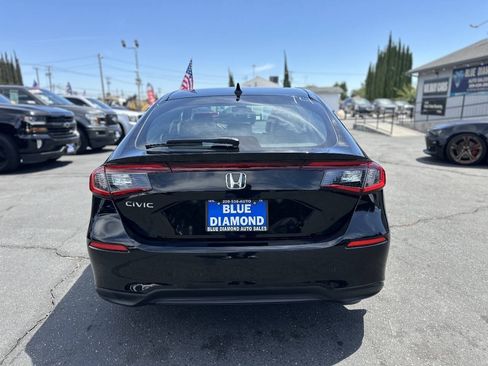 Used 2023 Honda Civic EX-L image 5