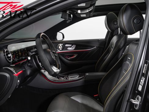 Used 2023 Mercedes-Benz E 63 AMG S image 28