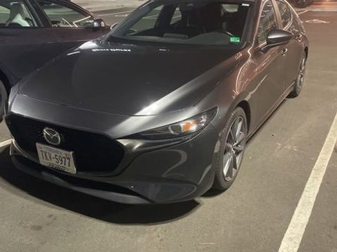 Used 2019 MAZDA MAZDA3 Hatchback w/ Preferred Package image 1