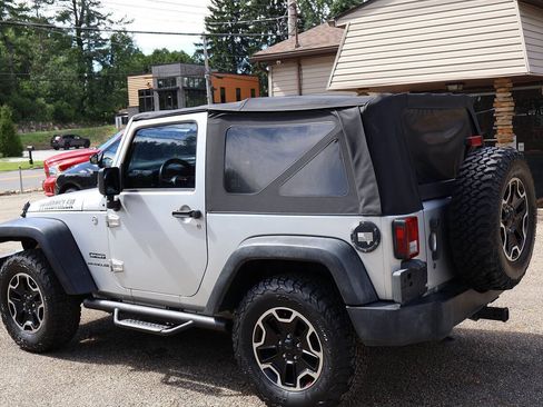 Used 2012 Jeep Wrangler Sport AWD/4WD image 7