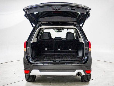 Used 2019 Subaru Forester Touring w/ Popular Package #3 image 8