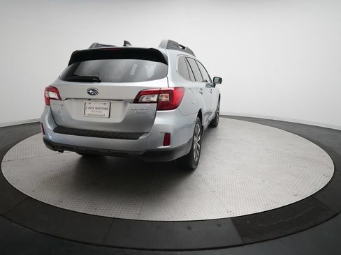 Used 2017 Subaru Outback 2.5i Limited AWD/4WD image 13