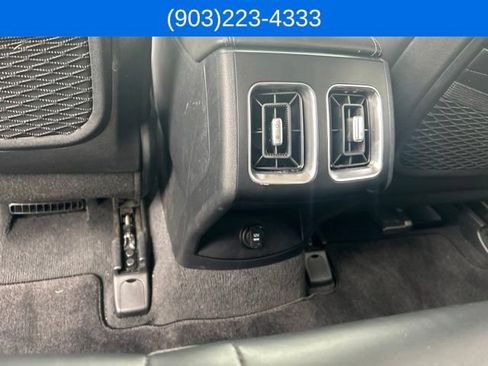 Used 2025 Kia Sorento S FWD image 44