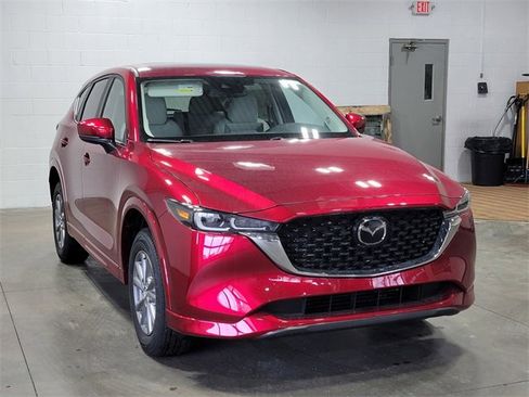New 2025 MAZDA CX-5 AWD 2.5 S w/ Preferred Package image 4