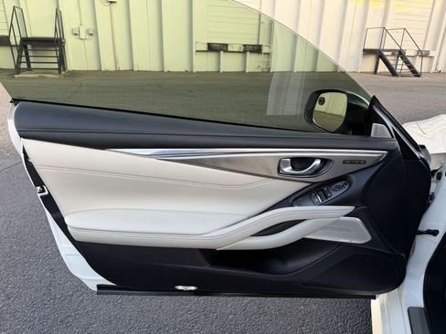 Used 2018 INFINITI Q60 3.0t Luxe w/ Sensory Package 3.0T Luxe image 15