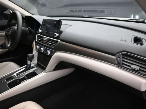 Used 2019 Honda Accord LX image 23