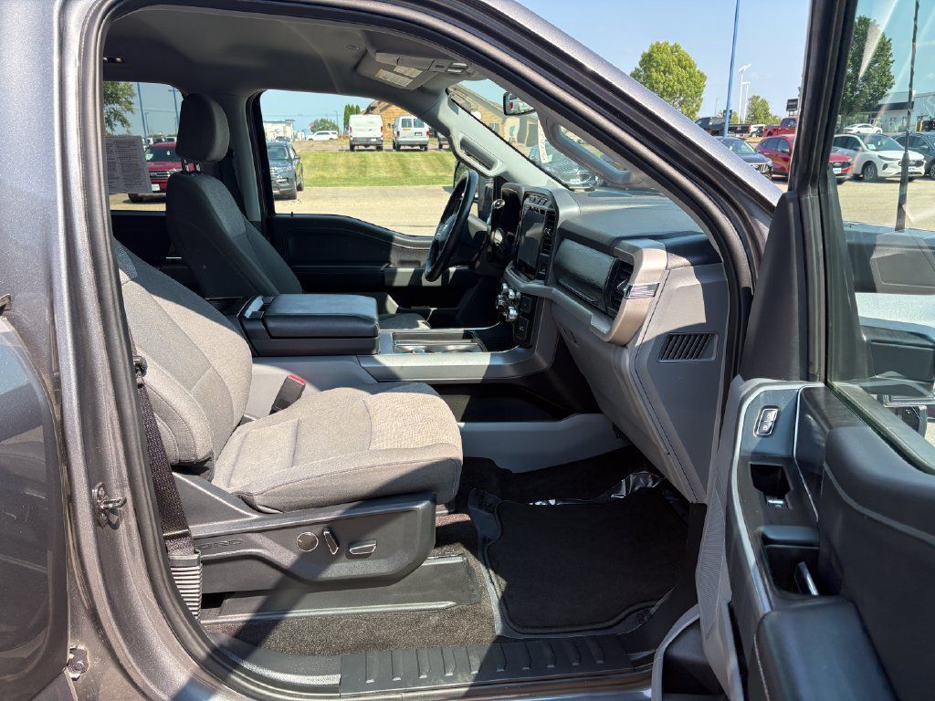 Used 2021 Ford F150 XLT w/ Equipment Group 302A High AWD/4WD image 12