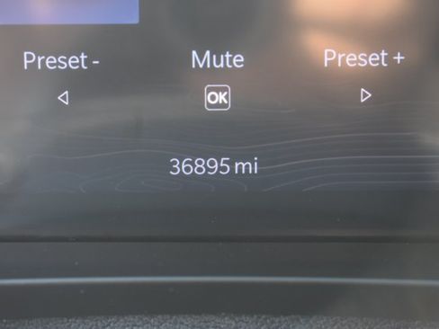 Used 2023 Jeep Grand Cherokee Altitude RWD image 22