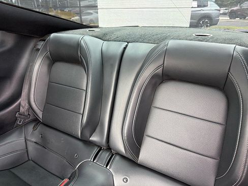 Used 2022 Ford Mustang GT Premium w/ GT Performance Package RWD image 11