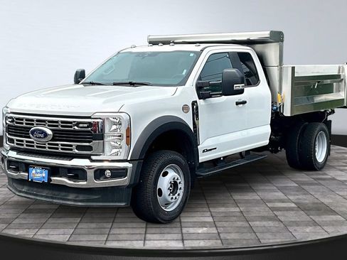 New 2026 Ford F450 XL w/ XL Chrome Package AWD/4WD image 2