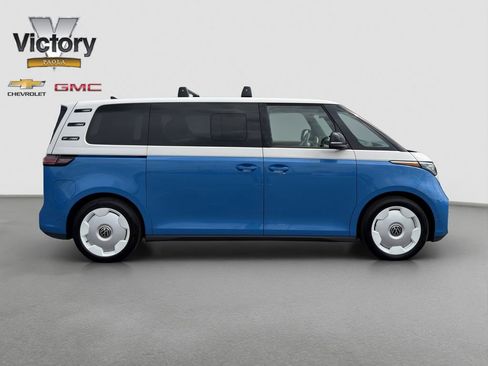 Used 2025 Volkswagen ID. Buzz 1st Edition AWD/4WD image 7