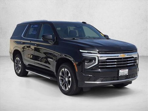 Used 2025 Chevrolet Tahoe LT RWD image 3