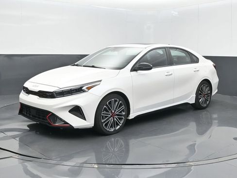 Used 2023 Kia Forte GT w/ GT2 Package FWD image 1