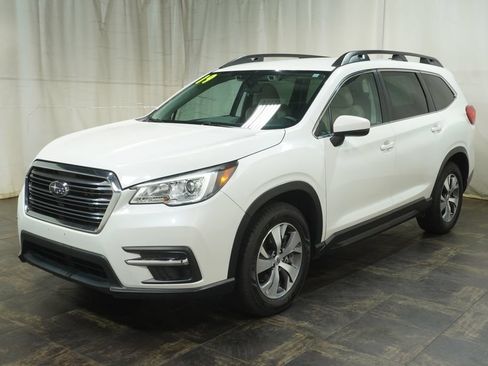 Used 2019 Subaru Ascent Premium AWD/4WD image 2