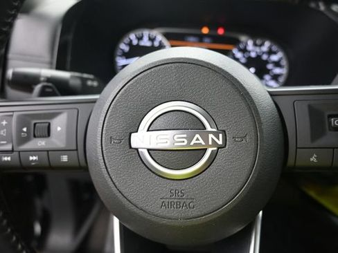 Used 2024 Nissan Pathfinder SV AWD/4WD image 19