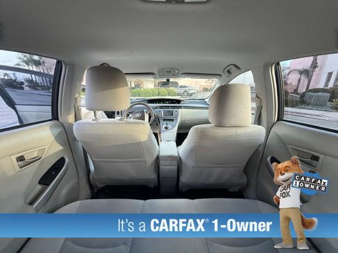 Used 2015 Toyota Prius One image 16