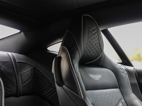 Used 2023 Aston Martin DBS Coupe RWD image 22